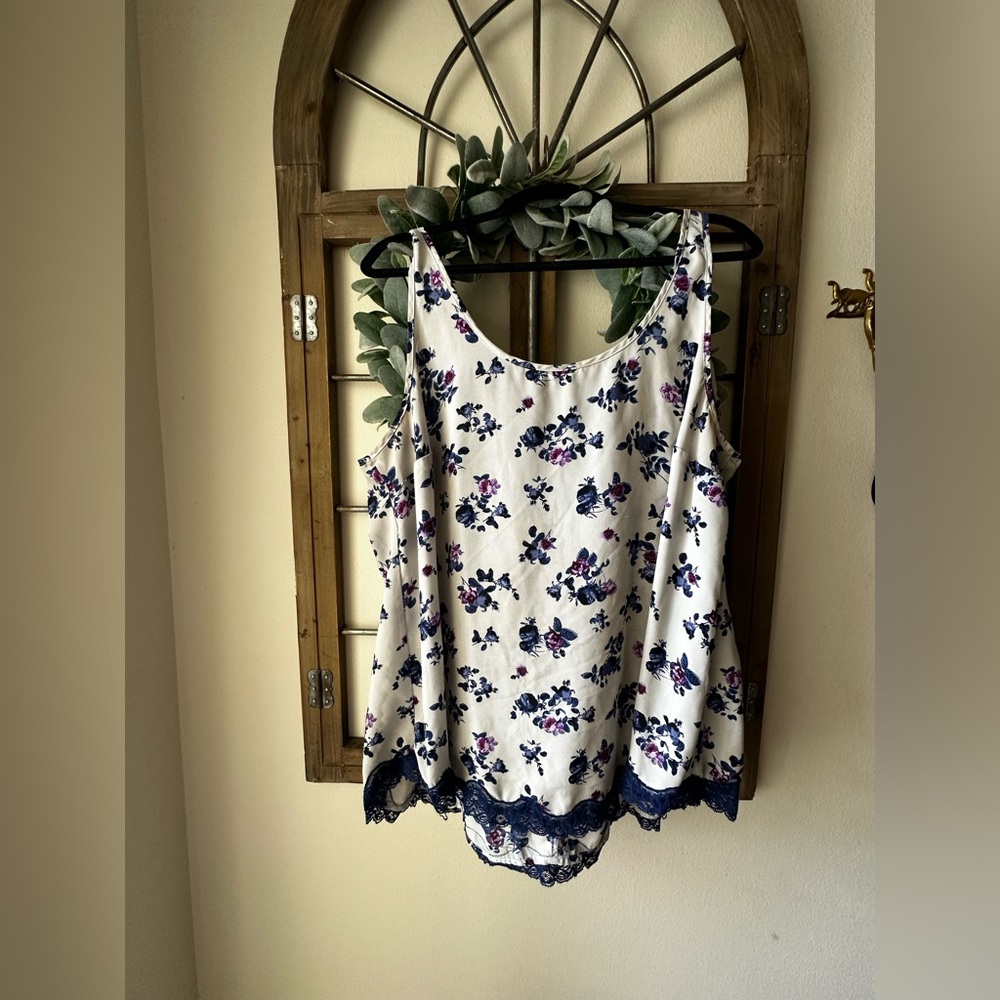 Torrid White Floral Camisole with Navy Lace